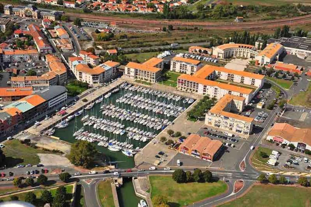 Le Coin Du Curiste - Port De Plaisance Apartman Rochefort  Kültér fotó